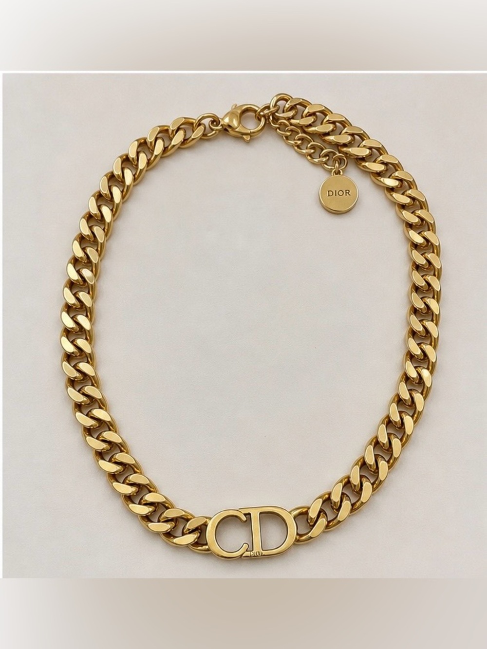 ✨CD Chain Necklace Gold Finish – Signed “Dior”✨